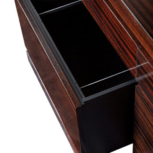 Small-thumbnail-image-(3)